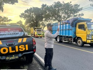 Jaga Kondusifitas Wilayah, Polsek Jrengik Gelar Patroli Dialogis hingga Sasar Objek Vital