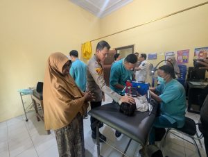Polri Untuk Masyarakat : Polres Probolinggo Kota Gelar Khitan Gratis Sambut Hari Bhayangkara ke-80